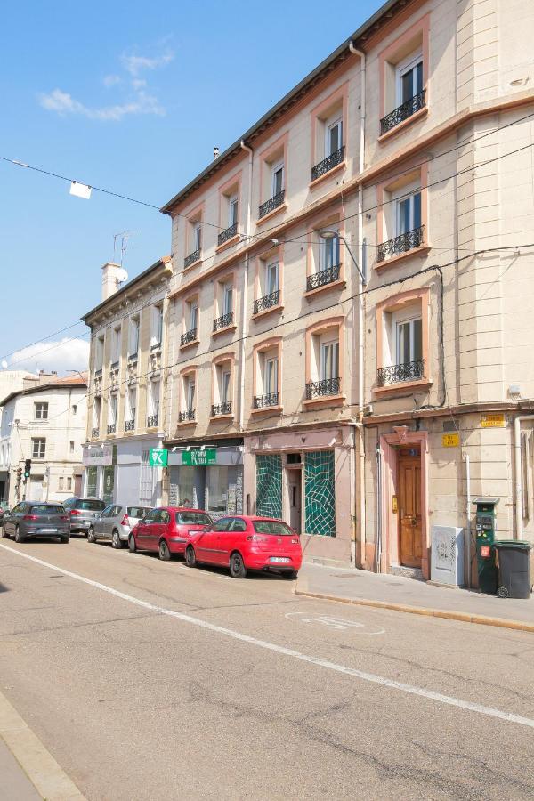 Les Champs, T2 Hypercentre Chic Et Cosy Wifi Par Sovalfi Apartment Saint-Etienne  Exterior photo